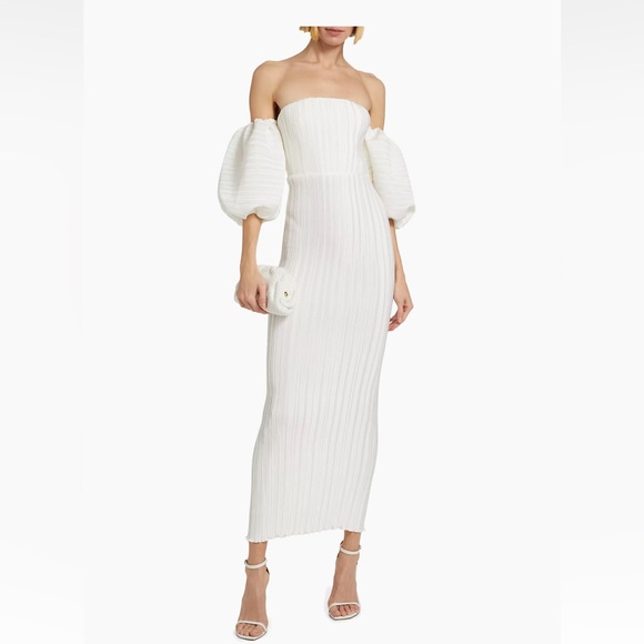 L'Idée's Sirene gown - Picture 1 of 3